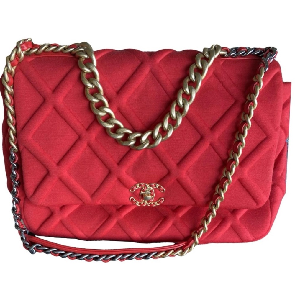 Chanel 19 handbag